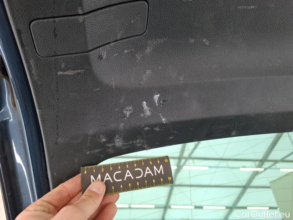  Skoda  Karoq SKODA  / 2017 / 5P / SUV 1.5 TSI ACT 150ch Ambition #32