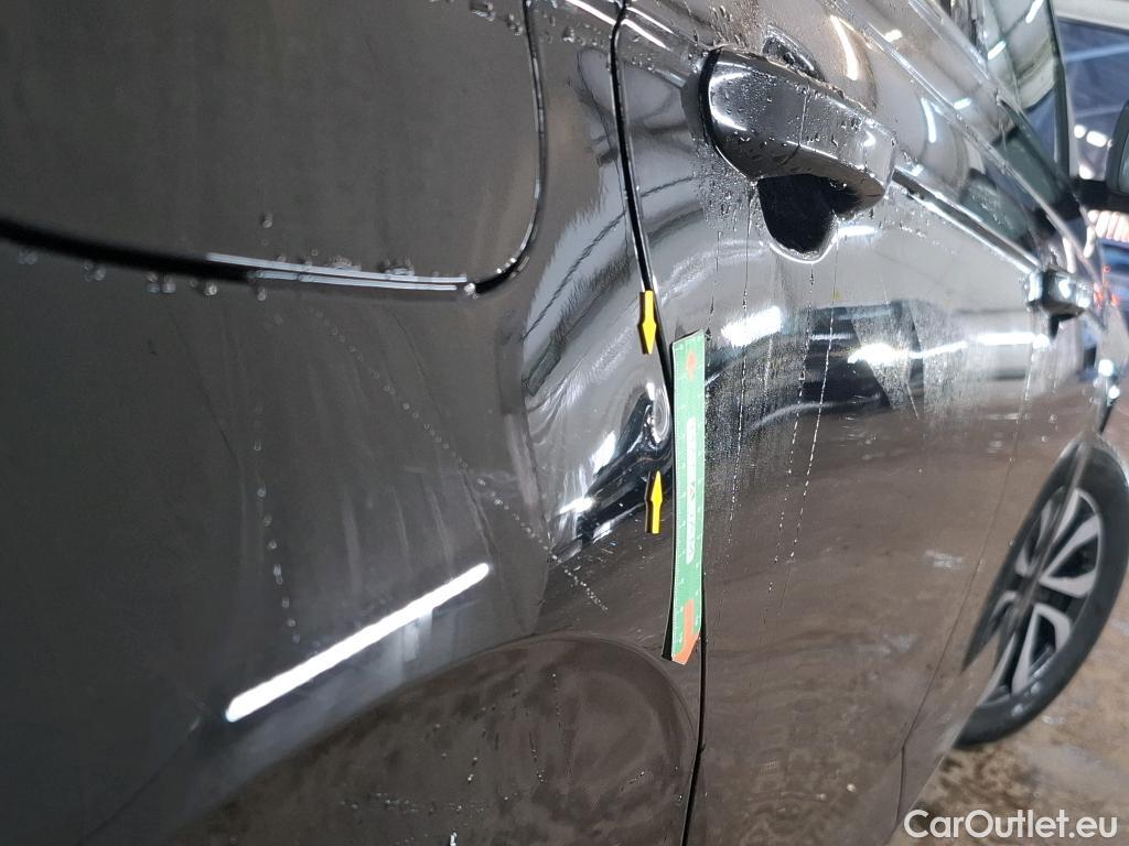  Volkswagen  Polo VOLKSWAGEN  / 2017 / 5P / Berline 1.0 TSI 95 Active(SP) #7