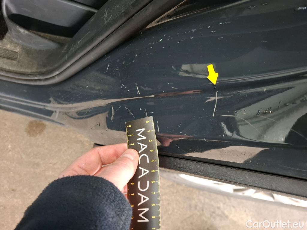  Volkswagen  Tiguan VOLKSWAGEN  / 2020 / 5P / SUV 1.5 TSI 150 BMV6 Business #23