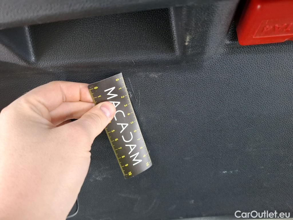  Volkswagen  Tiguan VOLKSWAGEN  / 2020 / 5P / SUV 1.5 TSI 150 BMV6 Business #81