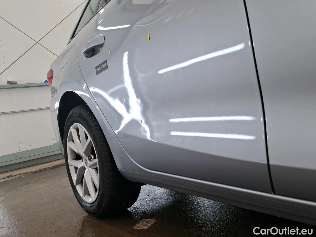  Seat  Leon SEAT  Sportstourer / 2020 / 5P / Break 2.0 TDI 150 DSG S&S Style Business #10