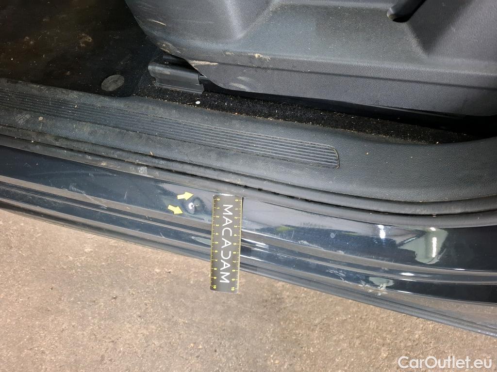  Volkswagen  Tiguan VOLKSWAGEN  / 2020 / 5P / SUV 1.5 TSI 150 BMV6 Business #67