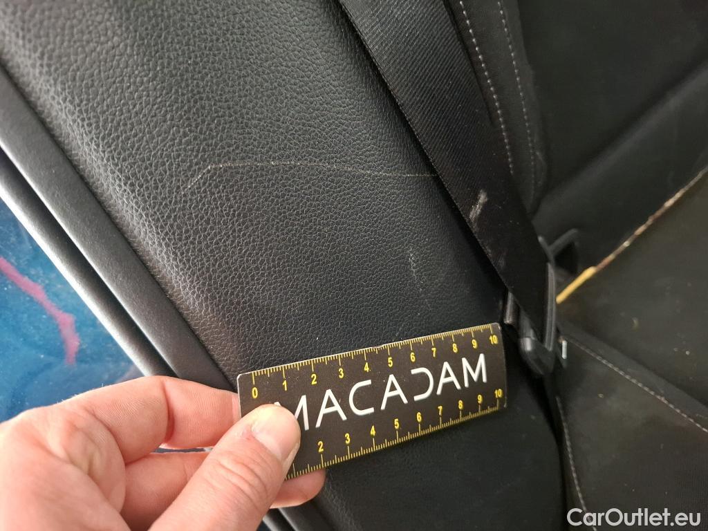  Skoda  Karoq SKODA  / 2017 / 5P / SUV 1.5 TSI ACT 150ch Ambition #18