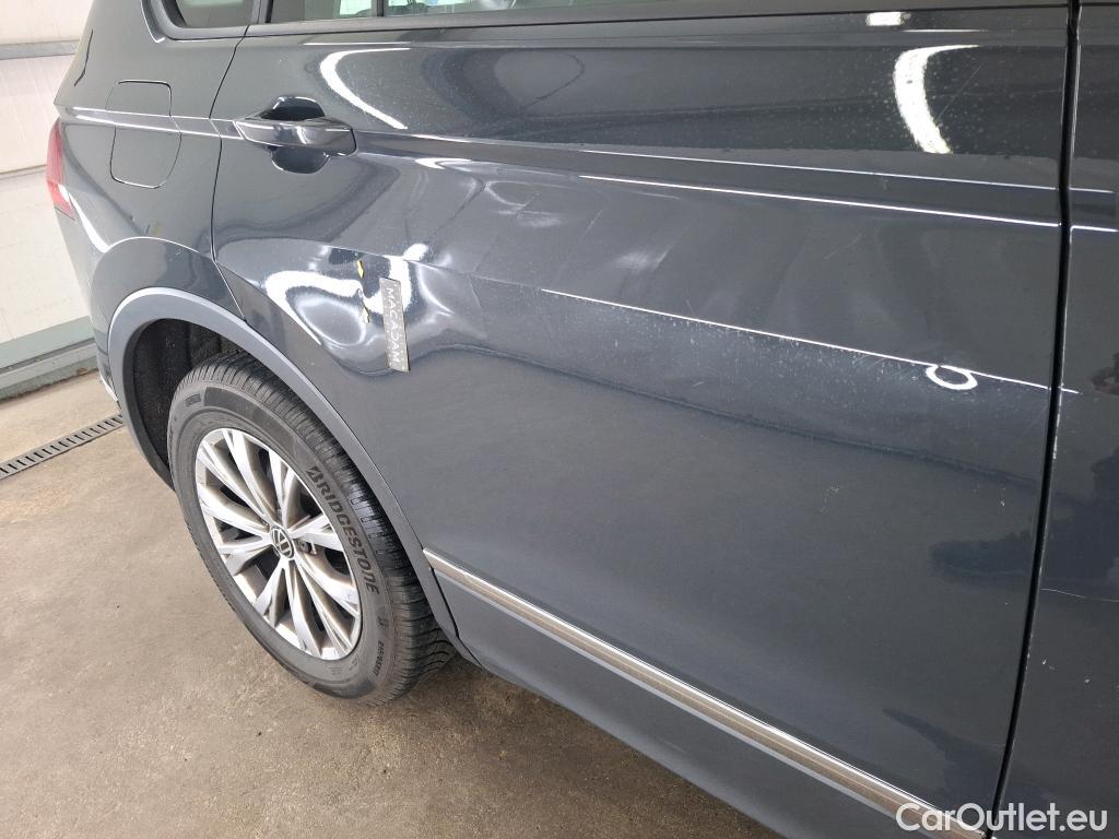  Volkswagen  Tiguan VOLKSWAGEN  / 2020 / 5P / SUV 1.5 TSI 150 BMV6 Business #59