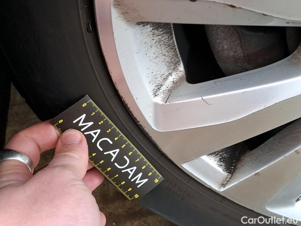  Volkswagen  Golf  VII Berline Confortline Business BMT 1.6 TDI 115CV BVA7 E6 #18