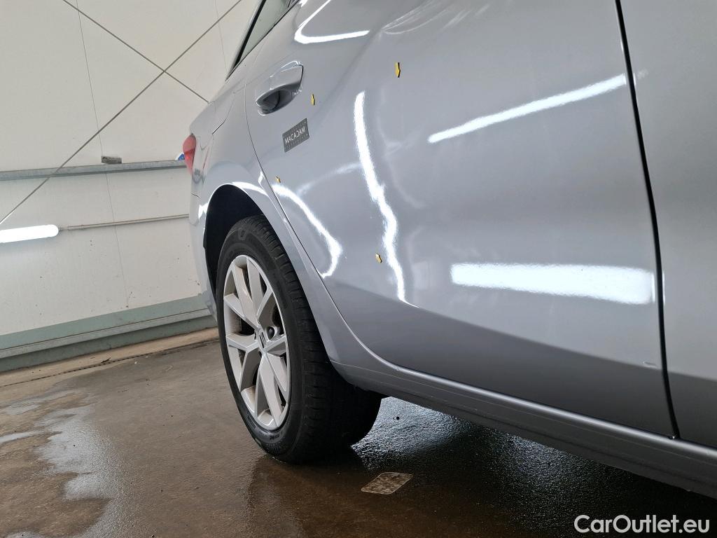  Seat  Leon SEAT  Sportstourer / 2020 / 5P / Break 2.0 TDI 150 DSG S&S Style Business #5