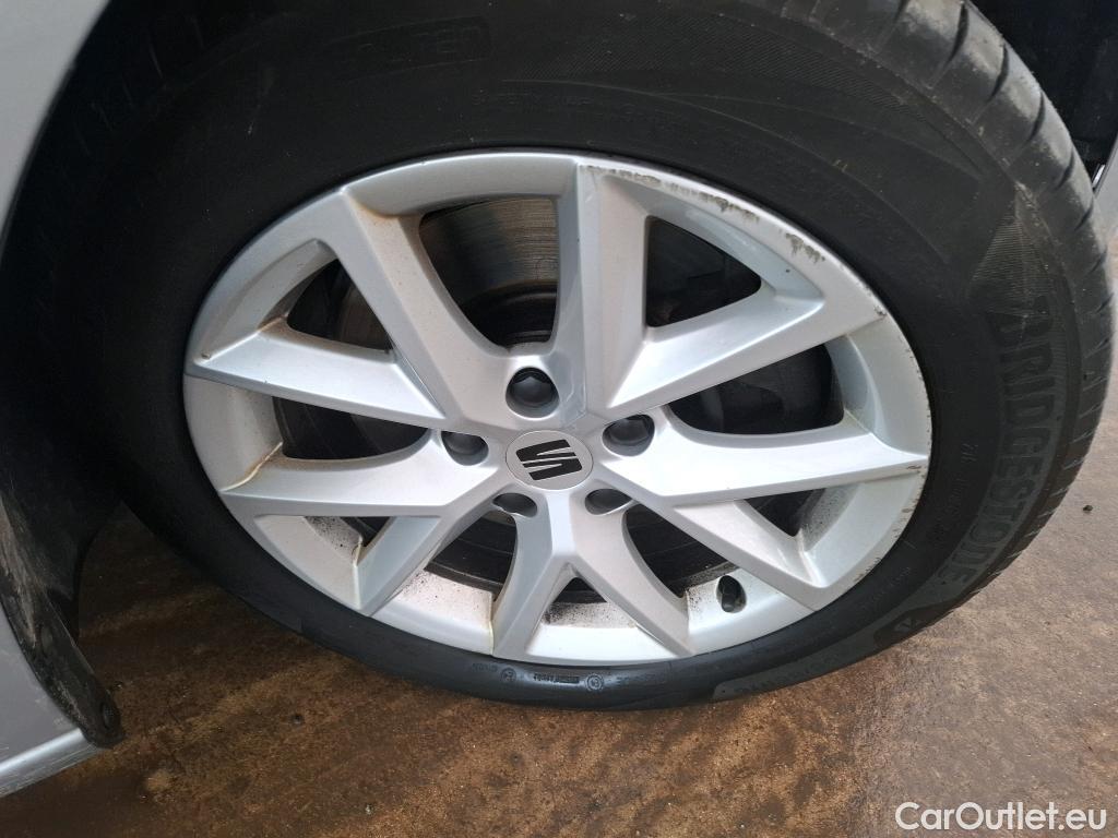  Seat  Leon SEAT  Sportstourer / 2020 / 5P / Break 2.0 TDI 150 DSG S&S Style Business #24