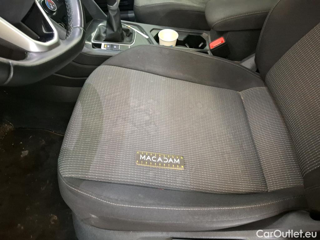  Volkswagen  Tiguan VOLKSWAGEN  / 2020 / 5P / SUV 1.5 TSI 150 BMV6 Business #75