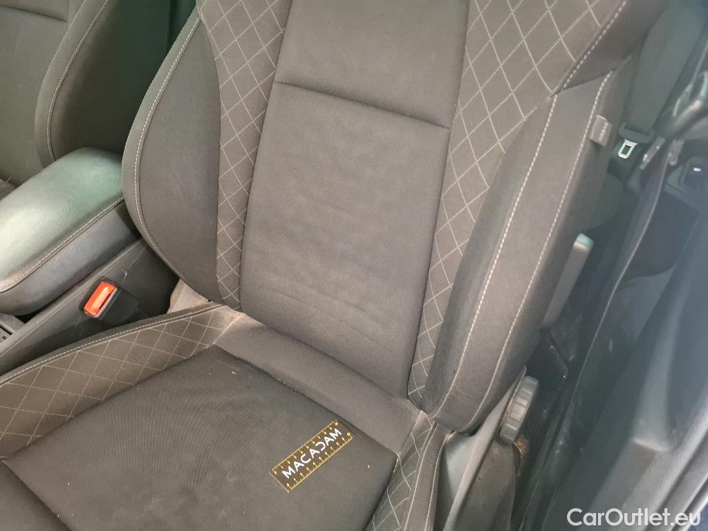  Skoda  Karoq SKODA  / 2017 / 5P / SUV 1.5 TSI ACT 150ch Ambition #13