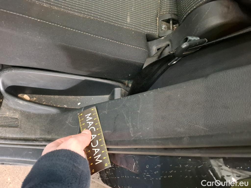  Volkswagen  Tiguan VOLKSWAGEN  / 2020 / 5P / SUV 1.5 TSI 150 BMV6 Business #51