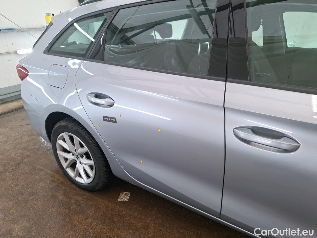  Seat  Leon SEAT  Sportstourer / 2020 / 5P / Break 2.0 TDI 150 DSG S&S Style Business #1