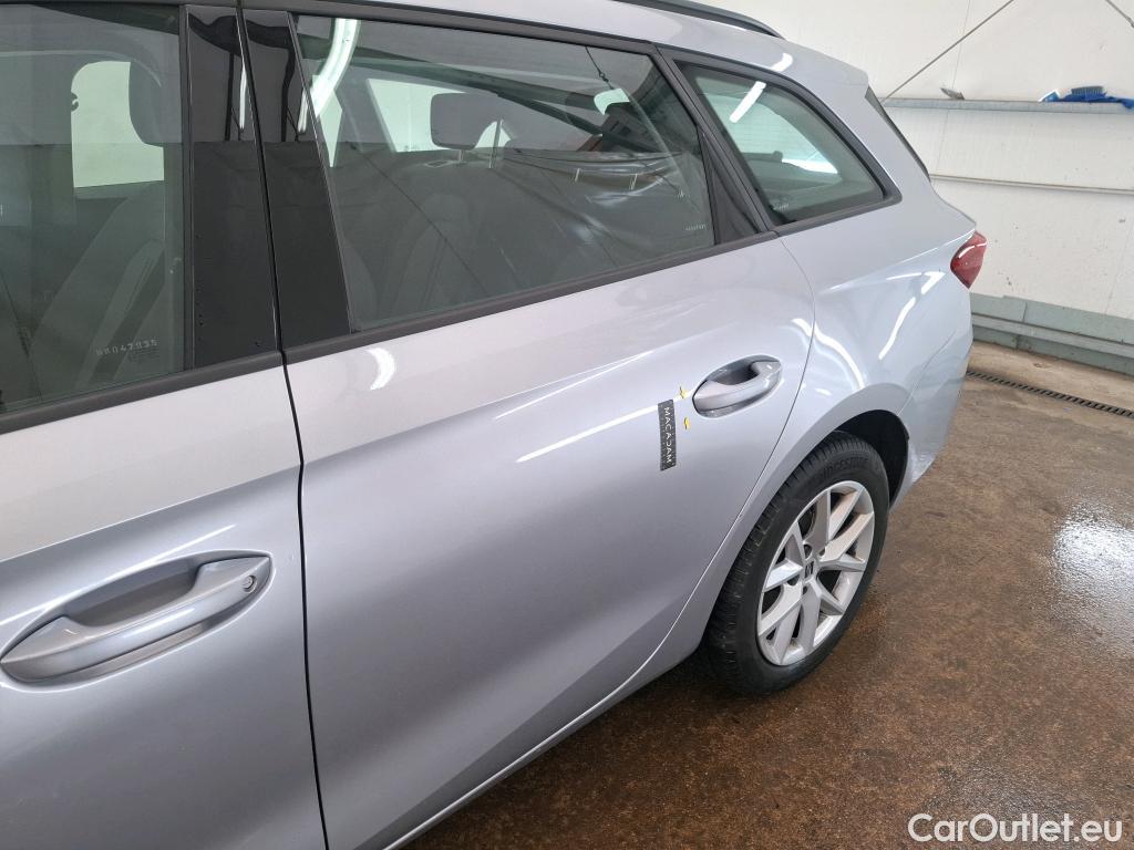  Seat  Leon SEAT  Sportstourer / 2020 / 5P / Break 2.0 TDI 150 DSG S&S Style Business #29