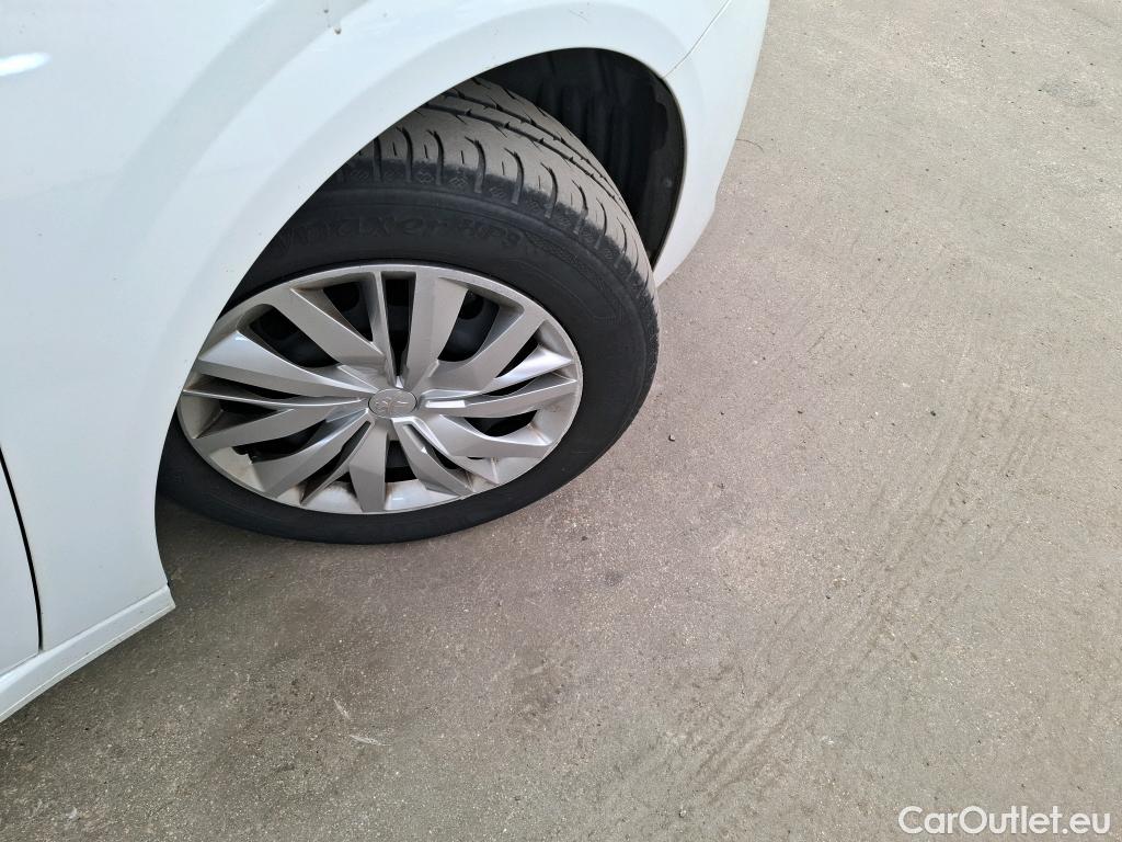  Peugeot  208 PEUGEOT  Affaire / 2019 / 5P / Berline 1.5 BlueHDi 100 S&S Premium Pack #7