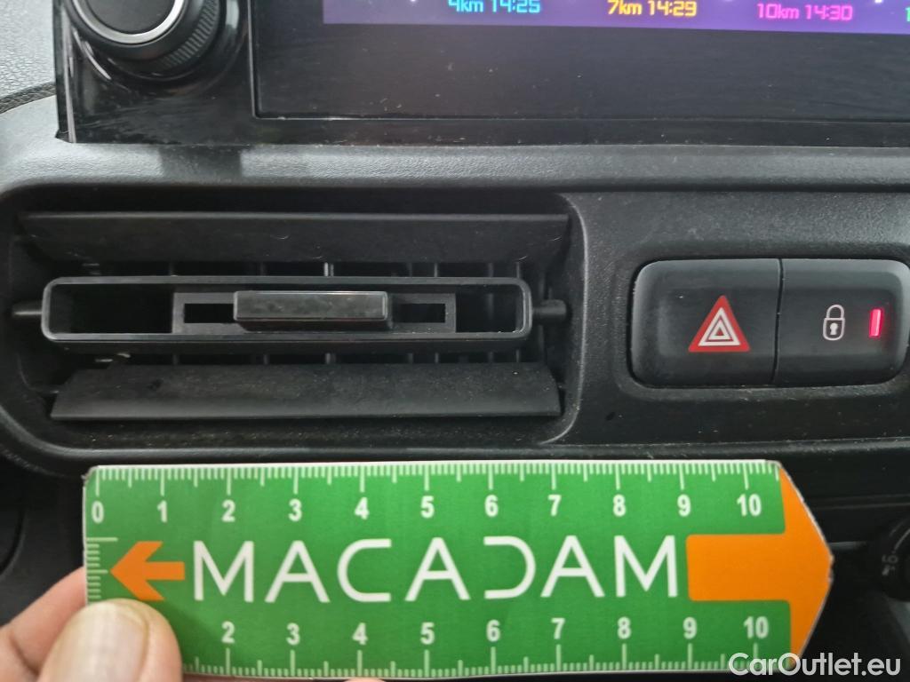  Citroen  Berlingo  Fourgon Driver M 1000 1.5 BlueHDi 100CV BVM5 E6dT #24