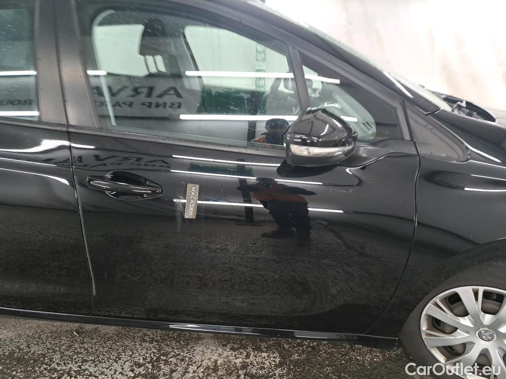  Peugeot  208  Affaire Premium Pack 1.5 HDi 100CV BVM5 E6dT #2