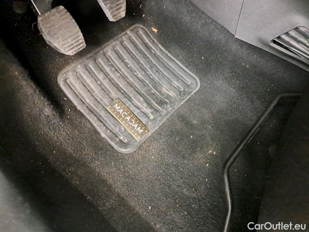  Peugeot  208  Affaire Premium Pack 1.5 HDi 100CV BVM5 E6dT #11