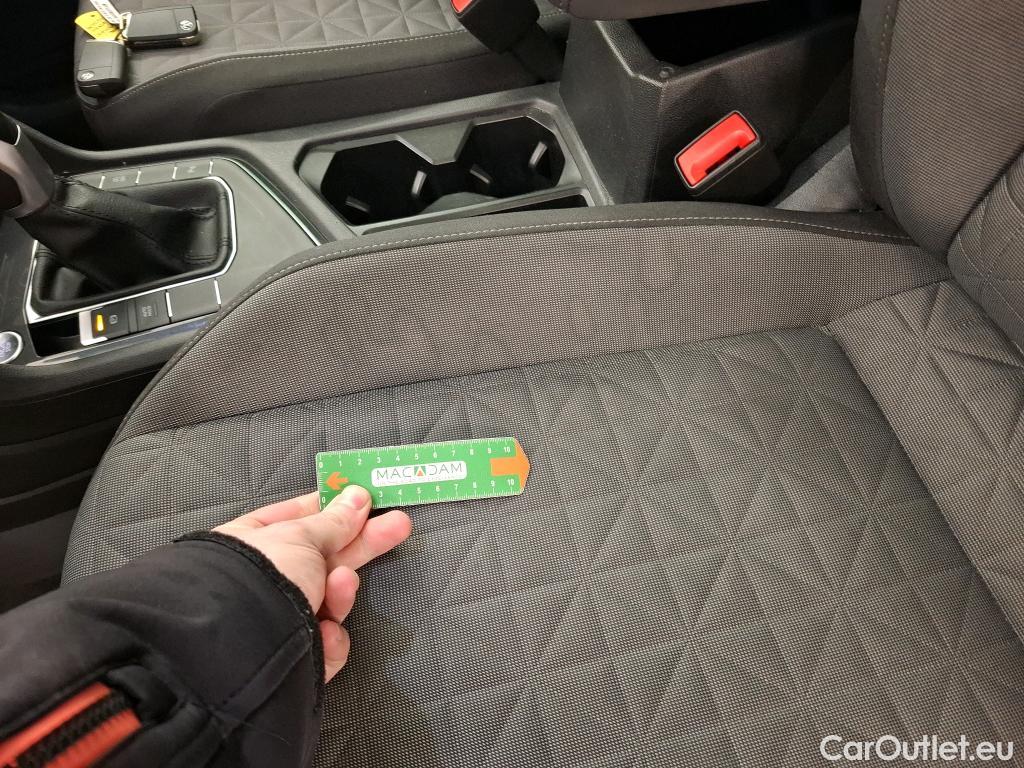  Volkswagen  Tiguan VOLKSWAGEN  / 2020 / 5P / SUV 2.0 TDI 150 DSG7 Life Business #8