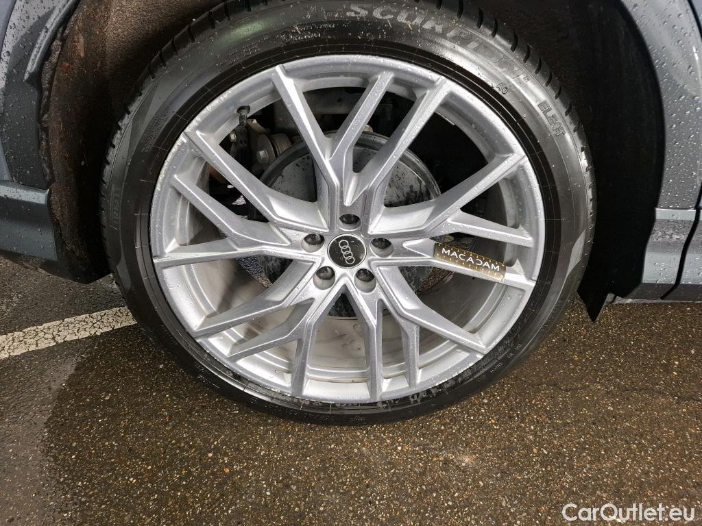  Audi  Q4 E-Tron  50 e-tron Design Luxe quattro 82kWh BVA #12