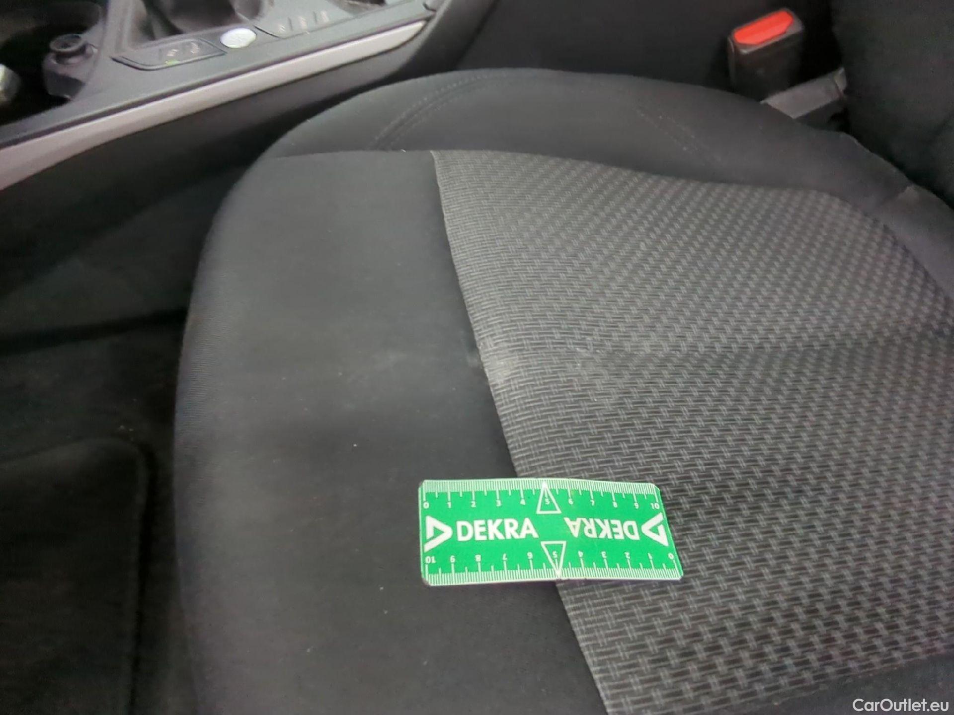  Bmw  Serie 1 1 Berline 116 d Business Design 1.5 115CV BVM6 E6d #6