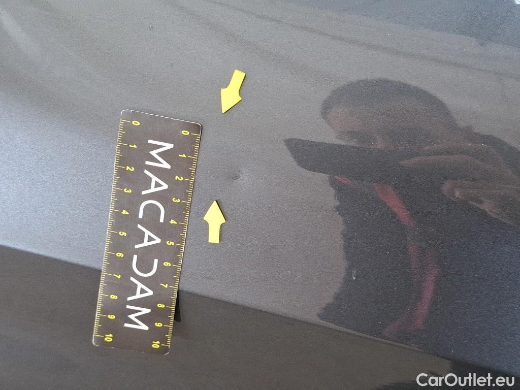  Bmw  Serie 1 Série 1 Berline 118 i Lounge 1.5 135CV BVA7 E6d #40