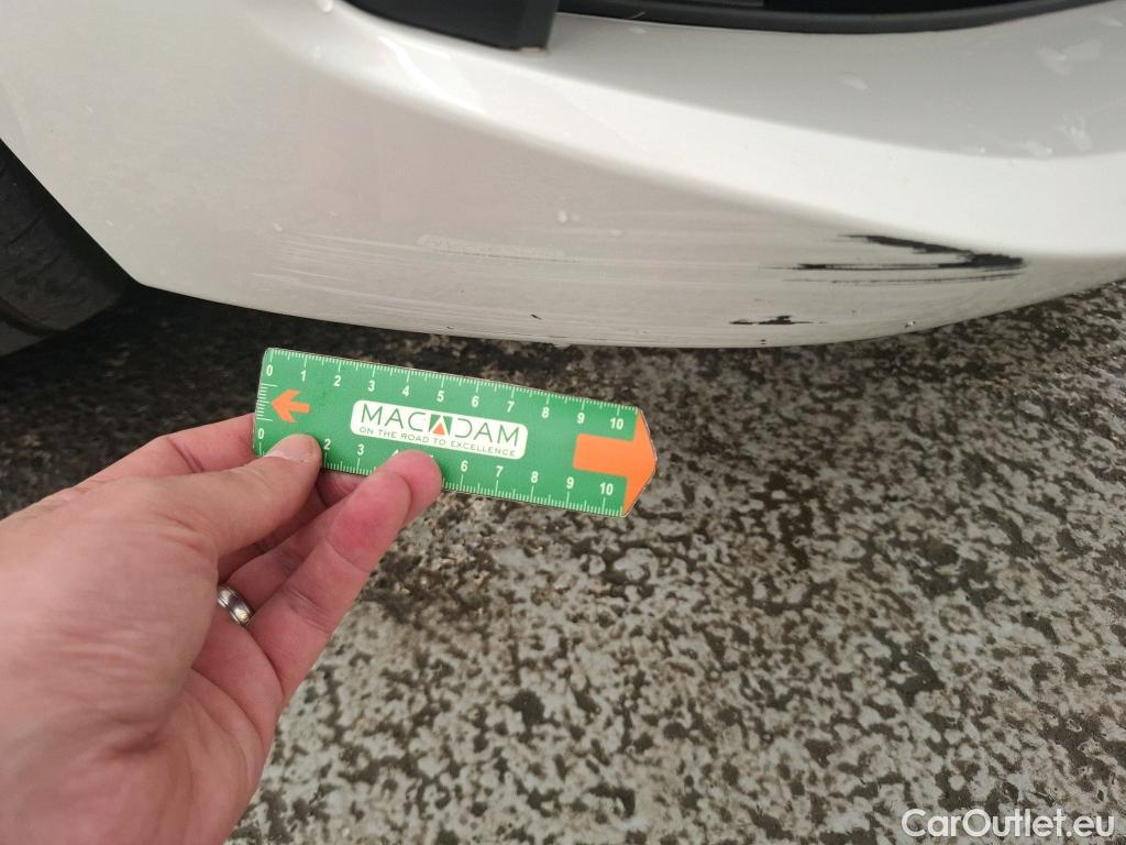  Bmw  Serie 1 BMW Série 1 / 2019 / 5P / Berline 116i DKG7 Business Design #5