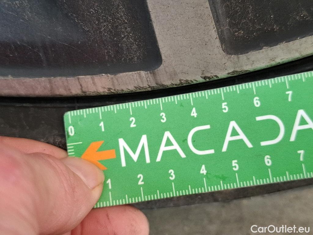  Bmw  Serie 2 BMW Série 2 Gran Coupé / 2019 / 4P / Berline 220D AUTO Business Design #30