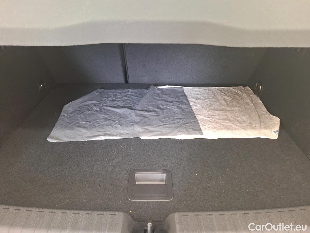  Audi  A3 AUDI  Sportback / 2020 / 5P / Berline 40 TFSI e 204 S Tronic Design #1