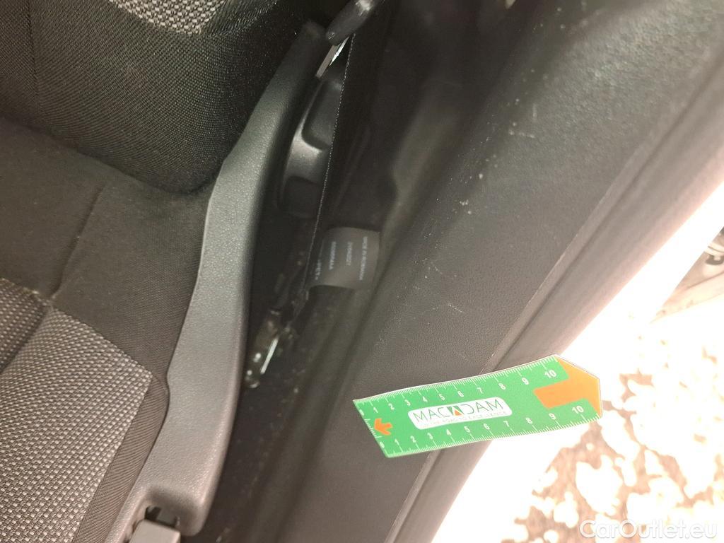  Citroen  C3  Feel Business 1.2 PureTech 80CV BVM5 E6d #3