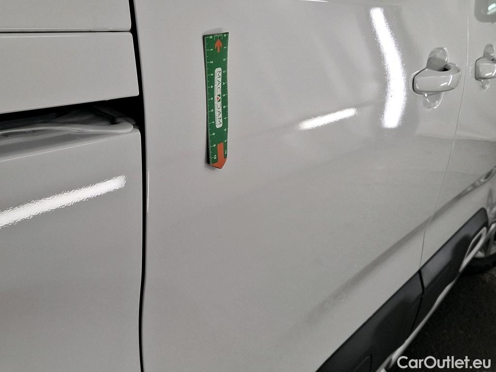  Citroen  Berlingo  Live M 1.2 PureTech 110 - 7 Places #19