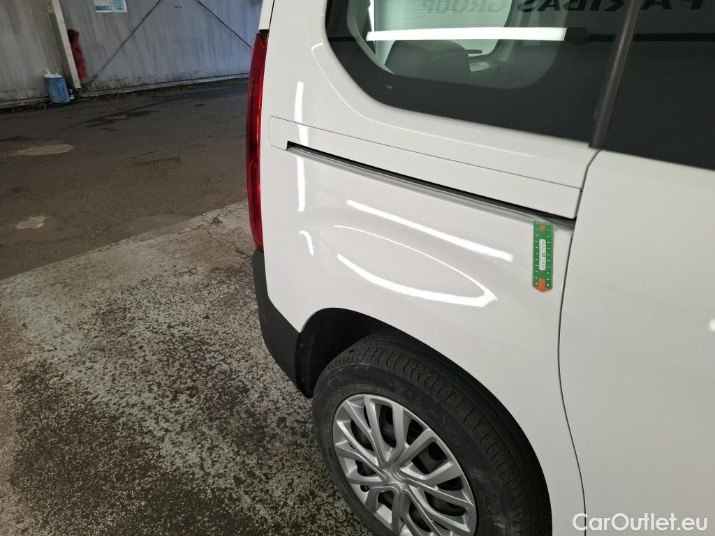  Citroen  Berlingo  Live M 1.2 PureTech 110 - 7 Places #6