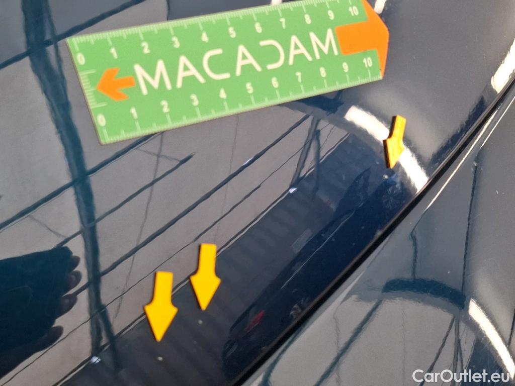  Fiat  500 FIAT   2015  3P  Berline Hybrid 10 BSG 70 ch Dolcevita #9