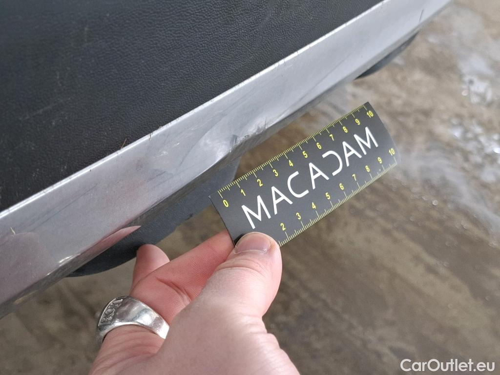  Mercedes  G-Klasee MERCEDES-BENZ GLC / 2019 / 5P / SUV GLC 300 e Business Line 4Matic #5