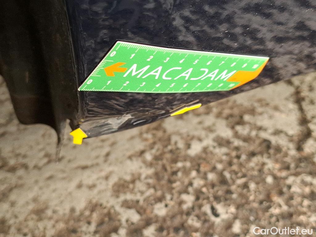  Fiat  500 FIAT   2015  3P  Berline Hybrid 10 BSG 70 ch Dolcevita #11