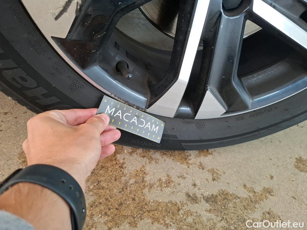  Peugeot  2008  Allure 1.2 PureTech 100CV BVM6 E6d #19