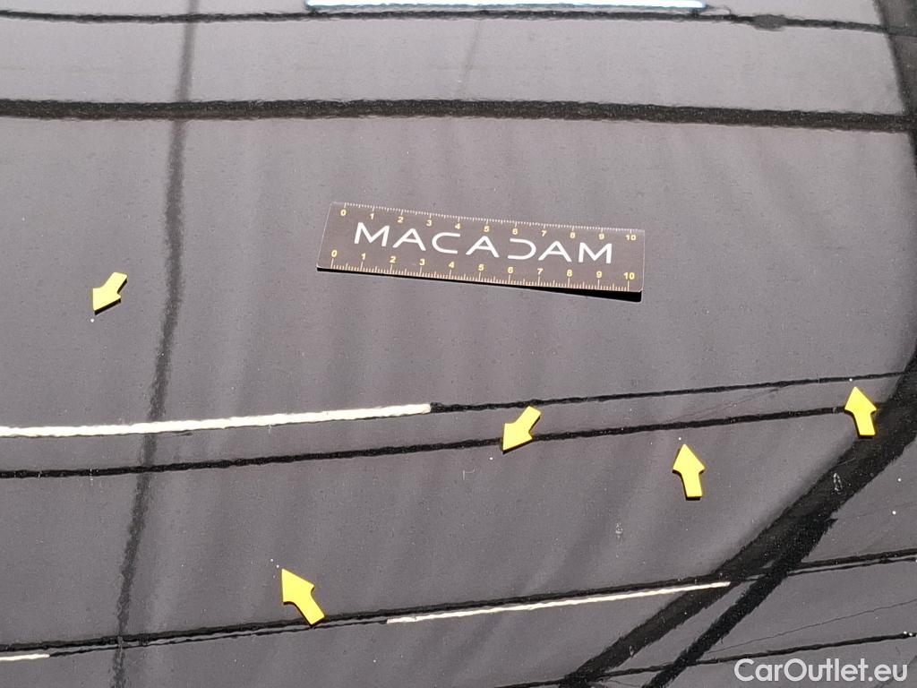  Opel   Grandland X Grandland X Elegance Business 1.5 130CV BVA8 E6d #3