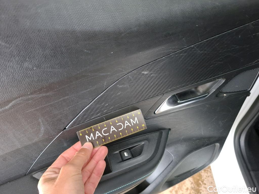  Peugeot  2008  Allure 1.2 PureTech 100CV BVM6 E6d #4