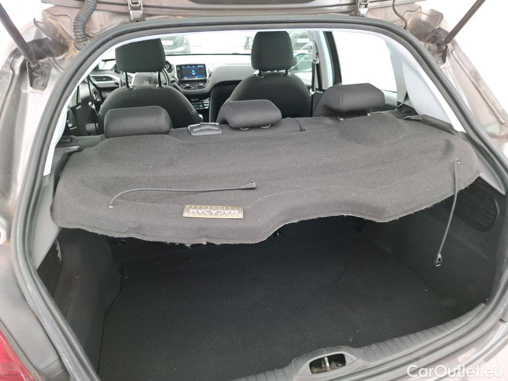  Peugeot  208  Allure Business 1.6 HDi 100CV BVM5 E6 #15