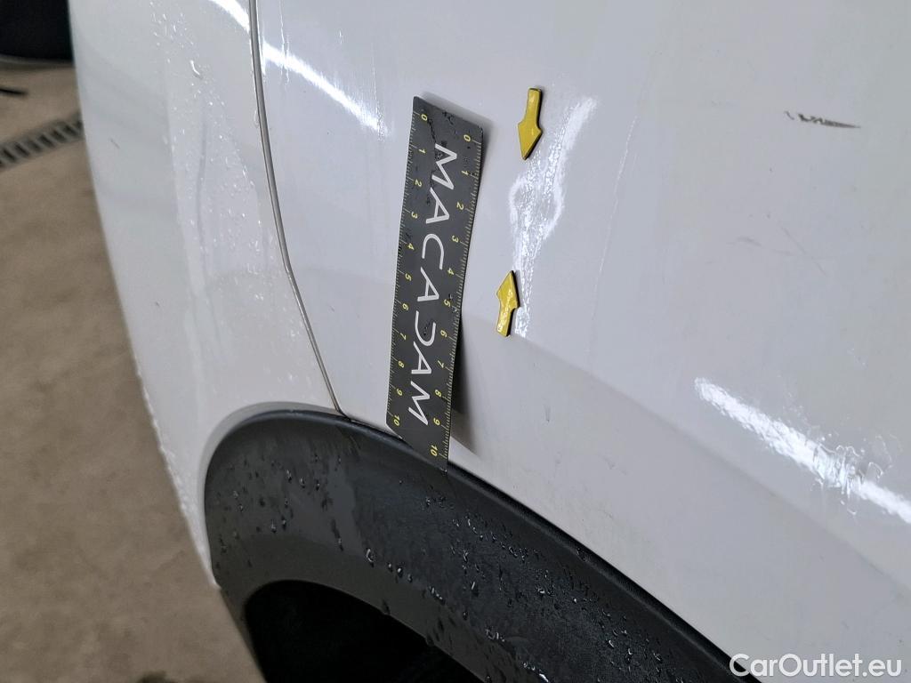  Peugeot  2008  Allure 1.2 PureTech 100CV BVM6 E6d #40