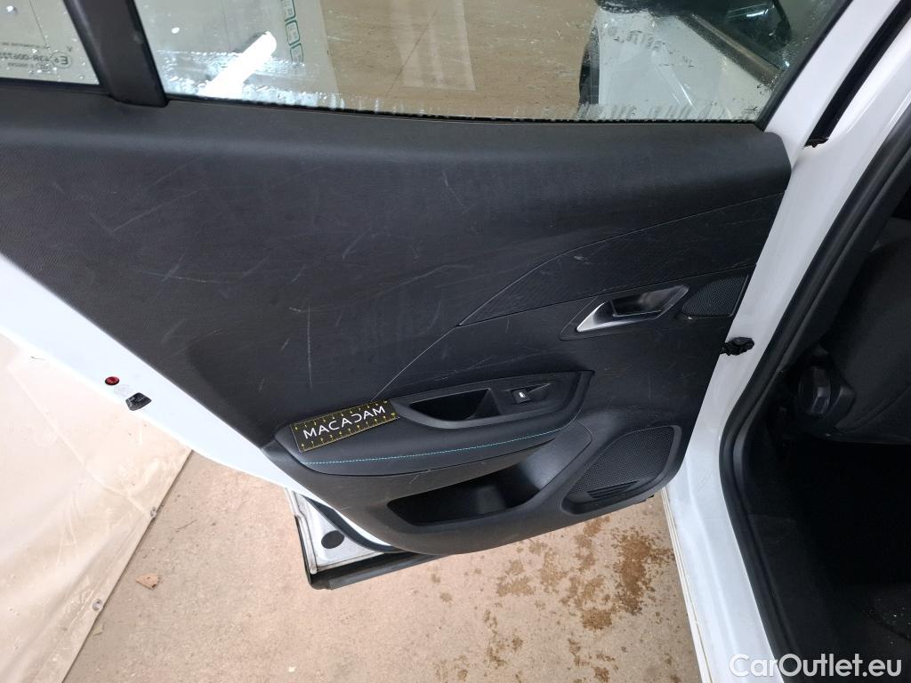  Peugeot  2008  Allure 1.2 PureTech 100CV BVM6 E6d #1