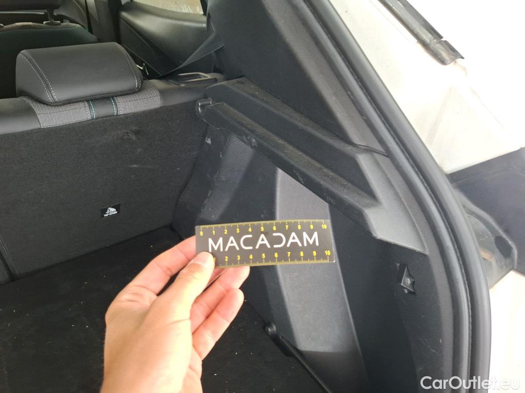  Peugeot  2008  Allure 1.2 PureTech 100CV BVM6 E6d #14