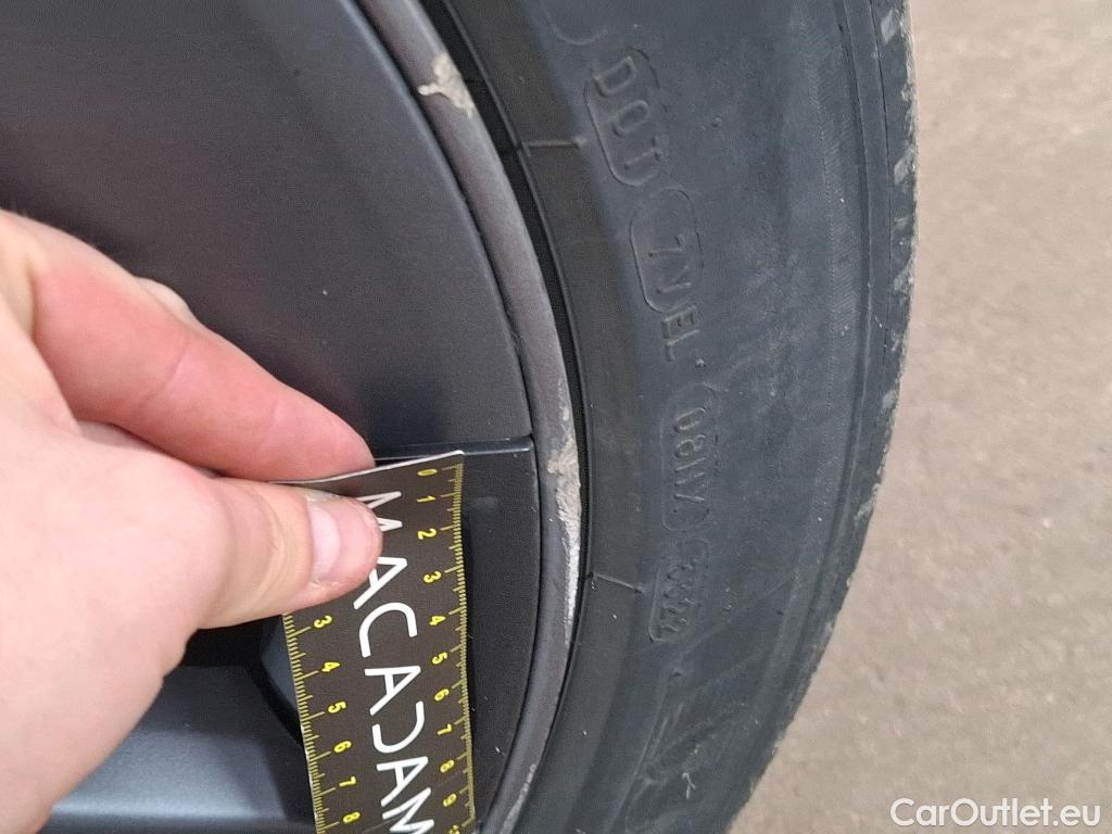  Tesla  Model 3 TESLA  2018 4P Berline Grande Autonomie #26