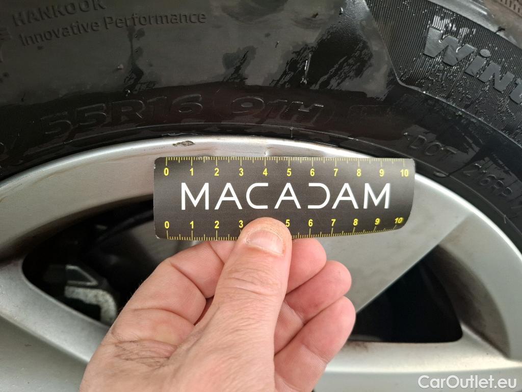  Volkswagen  Golf  VIII Berline Life Plus 2.0 TDI 115CV BVM6 E6d #2