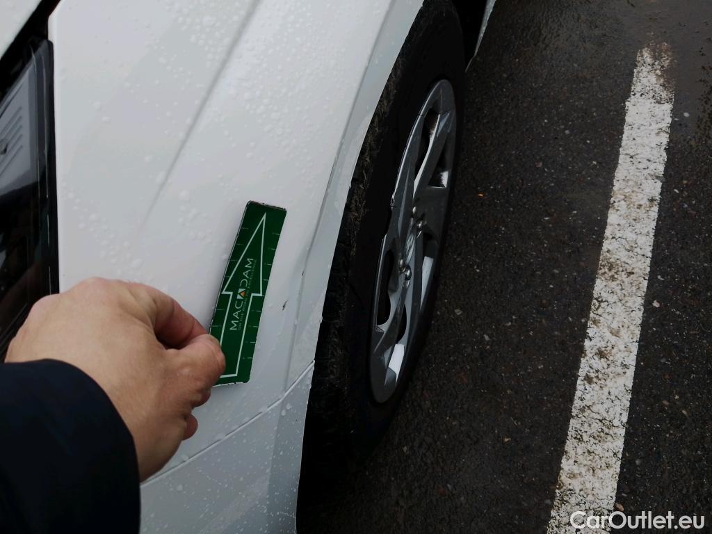  Hyundai  i20 HYUNDAI  / 2020 / 5P / berlina con portón 1.0 TGDI 74kW (100CV) 48V Essence #2