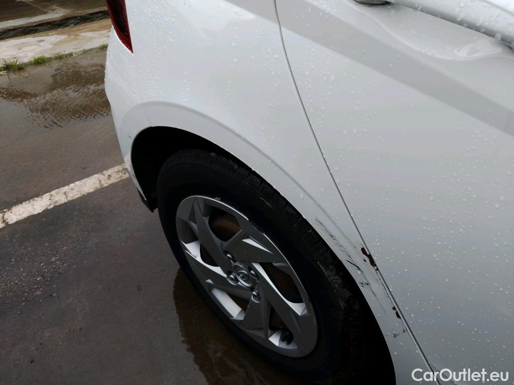  Hyundai  i20 HYUNDAI  / 2020 / 5P / berlina con portón 1.0 TGDI 74kW (100CV) 48V Essence #3