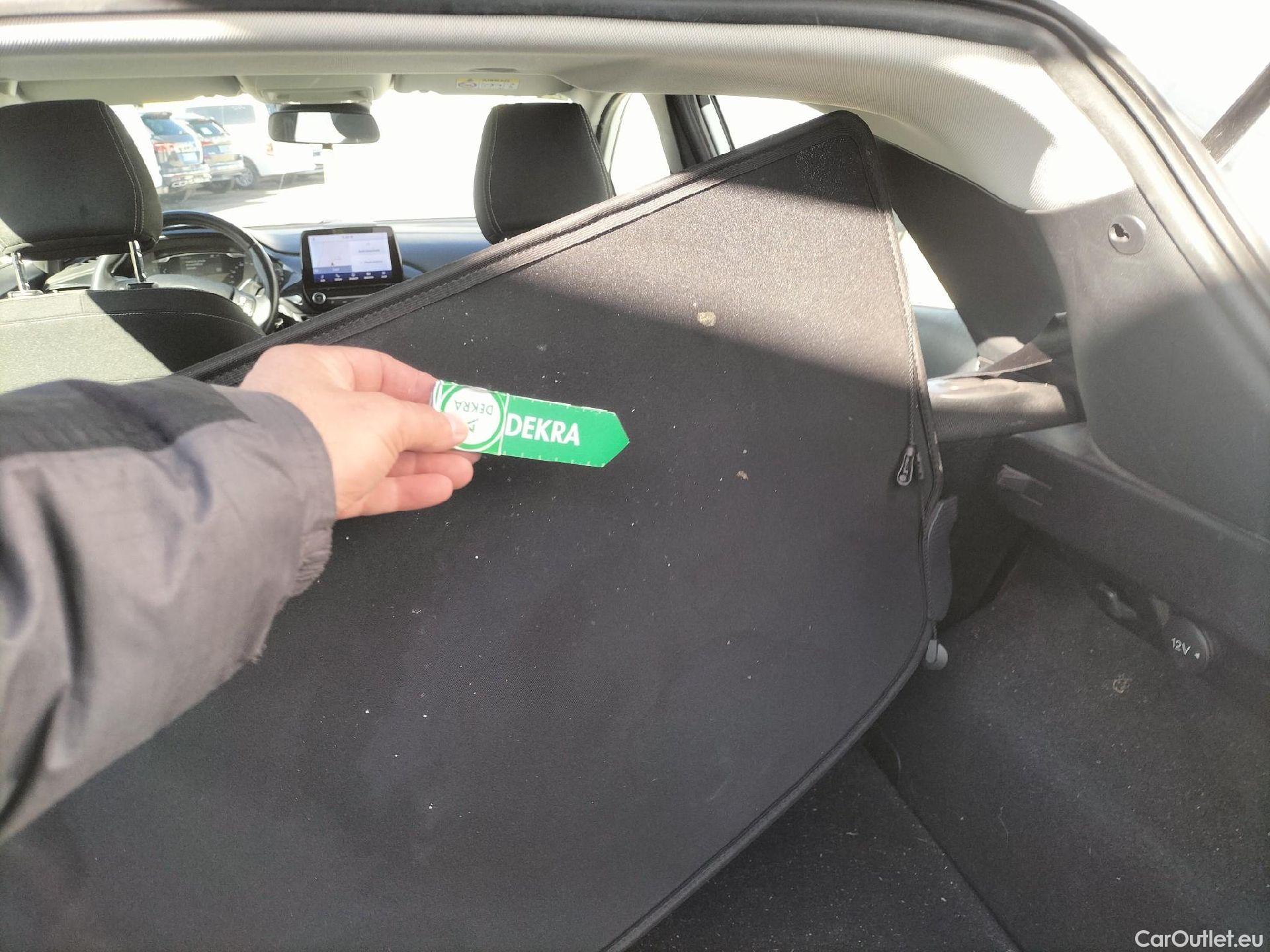  Ford  Puma FORD  / 2019 / 5P / todoterreno 1.0 EcoBoost 92kW (125cv) Titanium MHEV #50