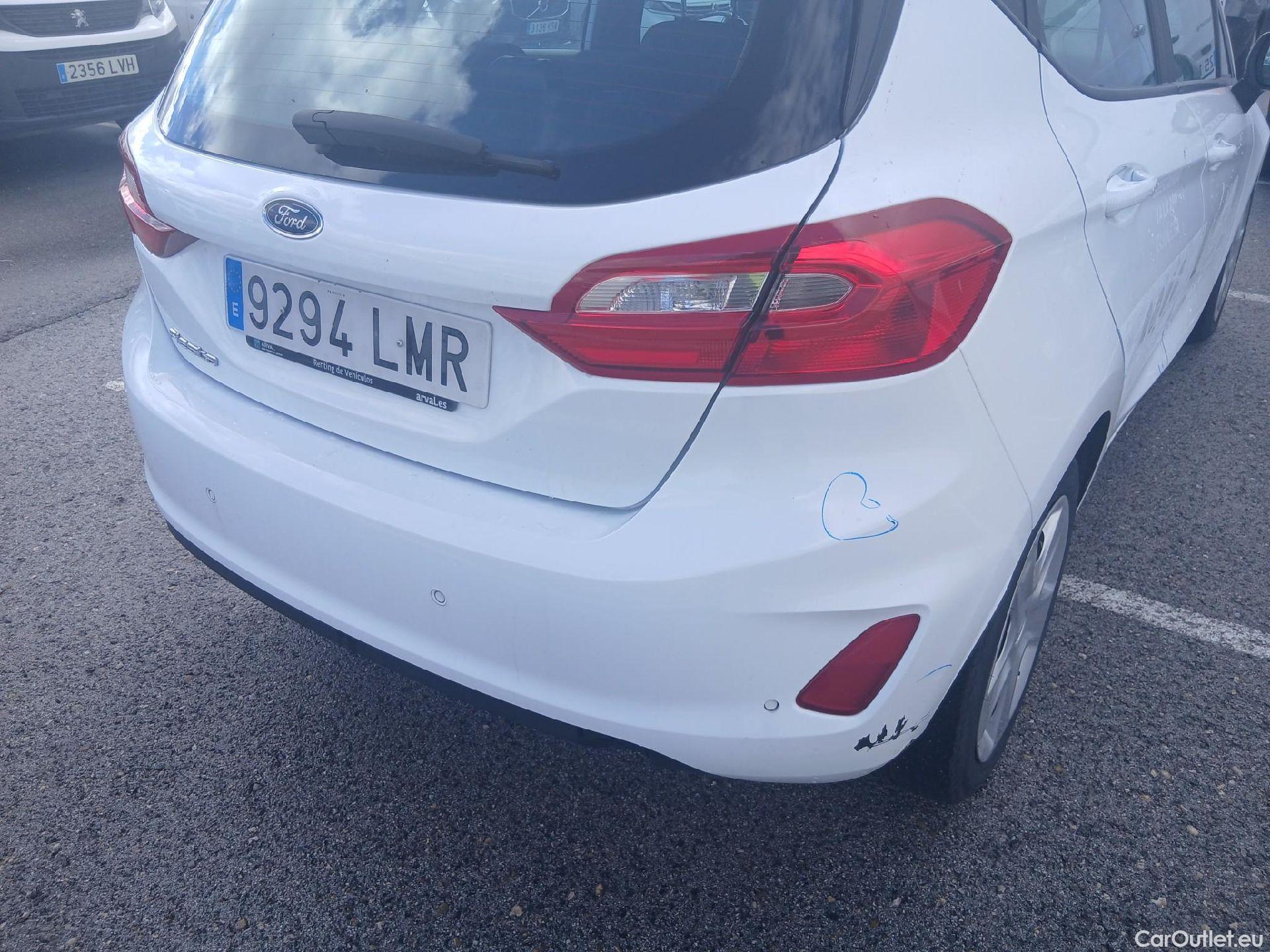  Ford  Fiesta FORD  / 2017 / 5P / berlina con portón 1.0 EcoBoost 70kW (95CV) Trend S/S 5p #26