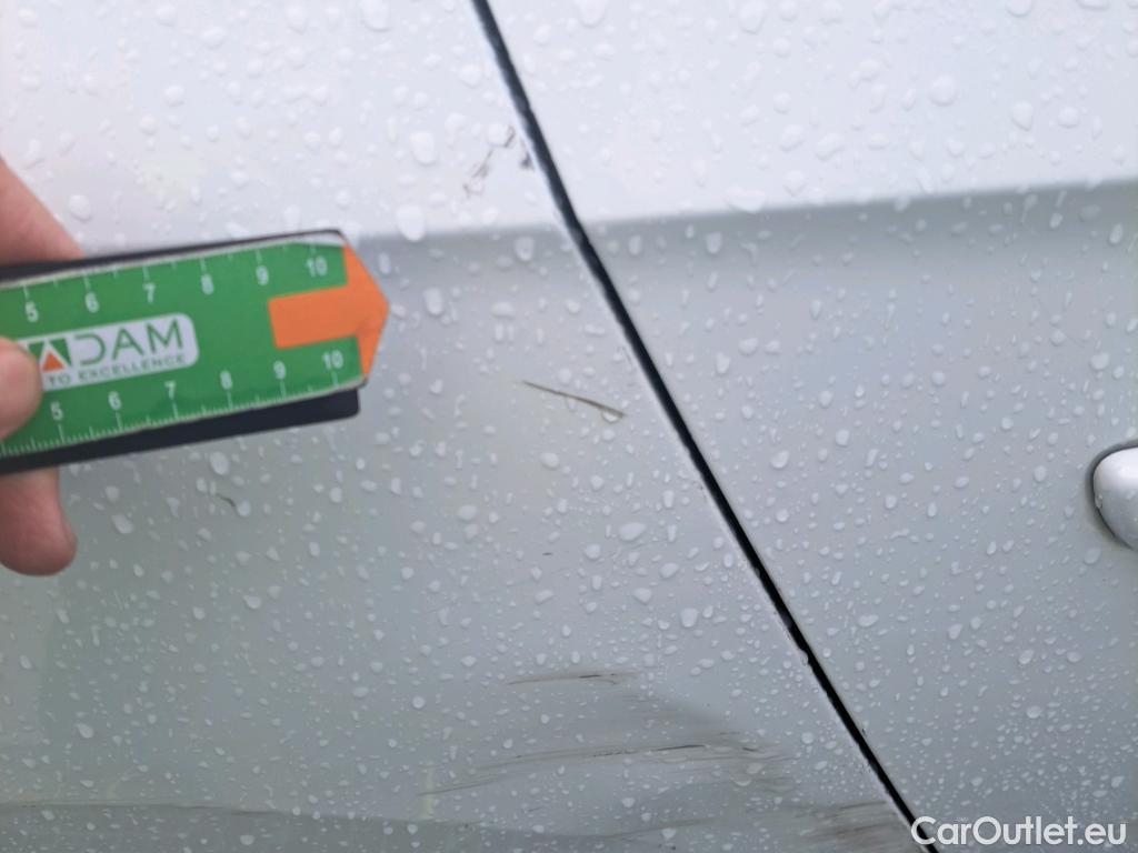  Opel  Corsa OPEL  / 2019 / 5P / berlina con portón 1.2T XHL 74kW (100CV) Edition (AC) #9