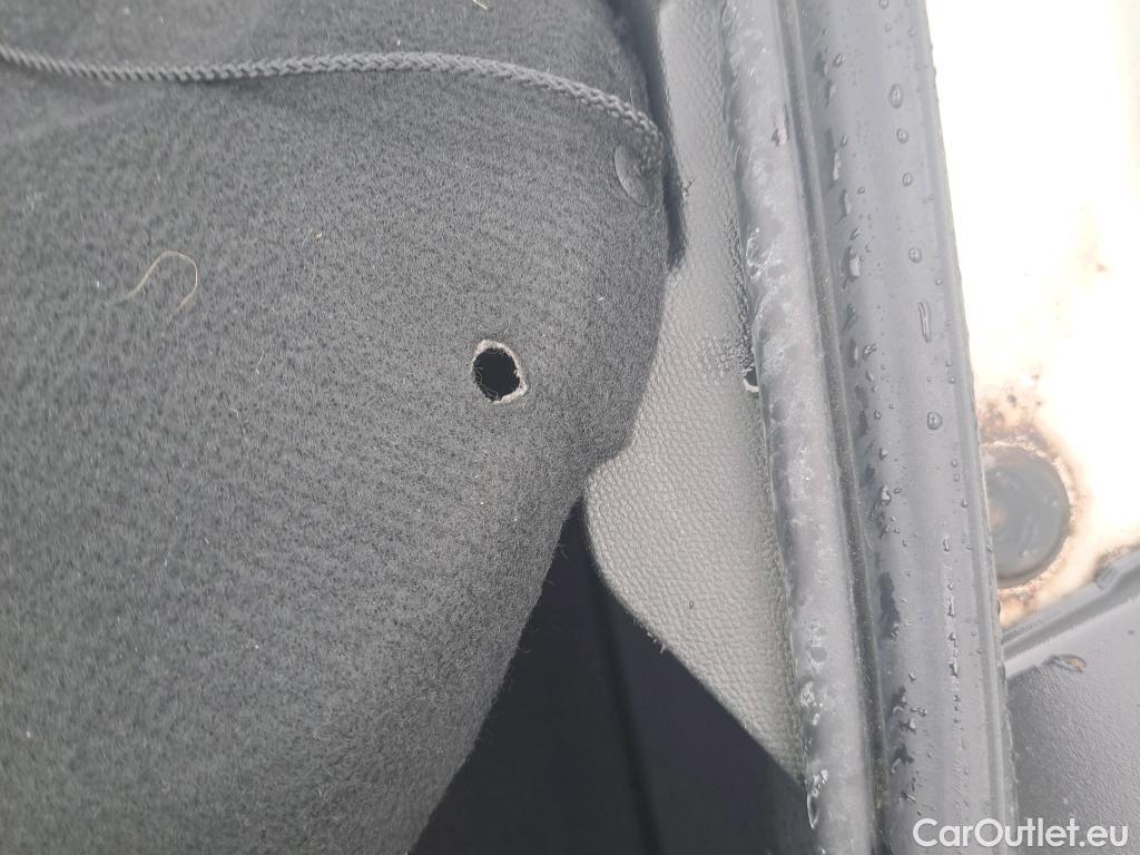  Opel  Corsa OPEL  / 2019 / 5P / berlina con portón 1.2T XHL 74kW (100CV) Edition (AC) #4