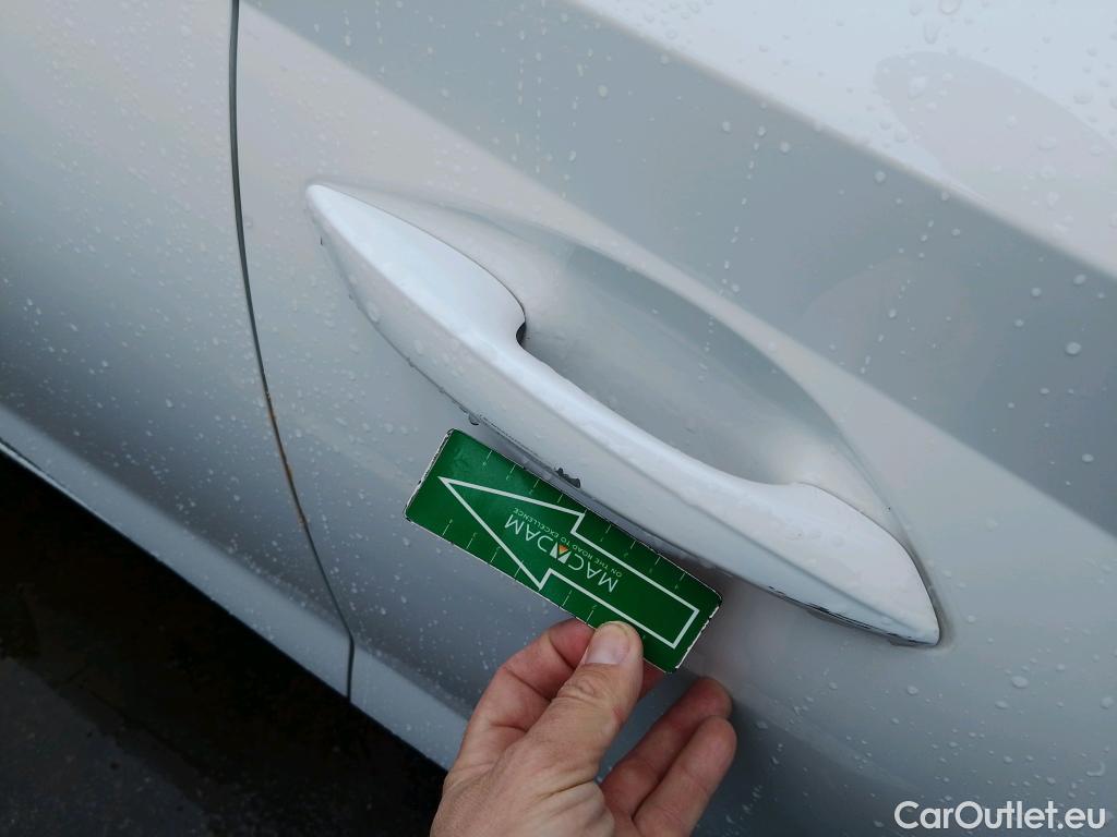  Hyundai  i20 HYUNDAI  / 2020 / 5P / berlina con portón 1.0 TGDI 74kW (100CV) 48V Essence #24