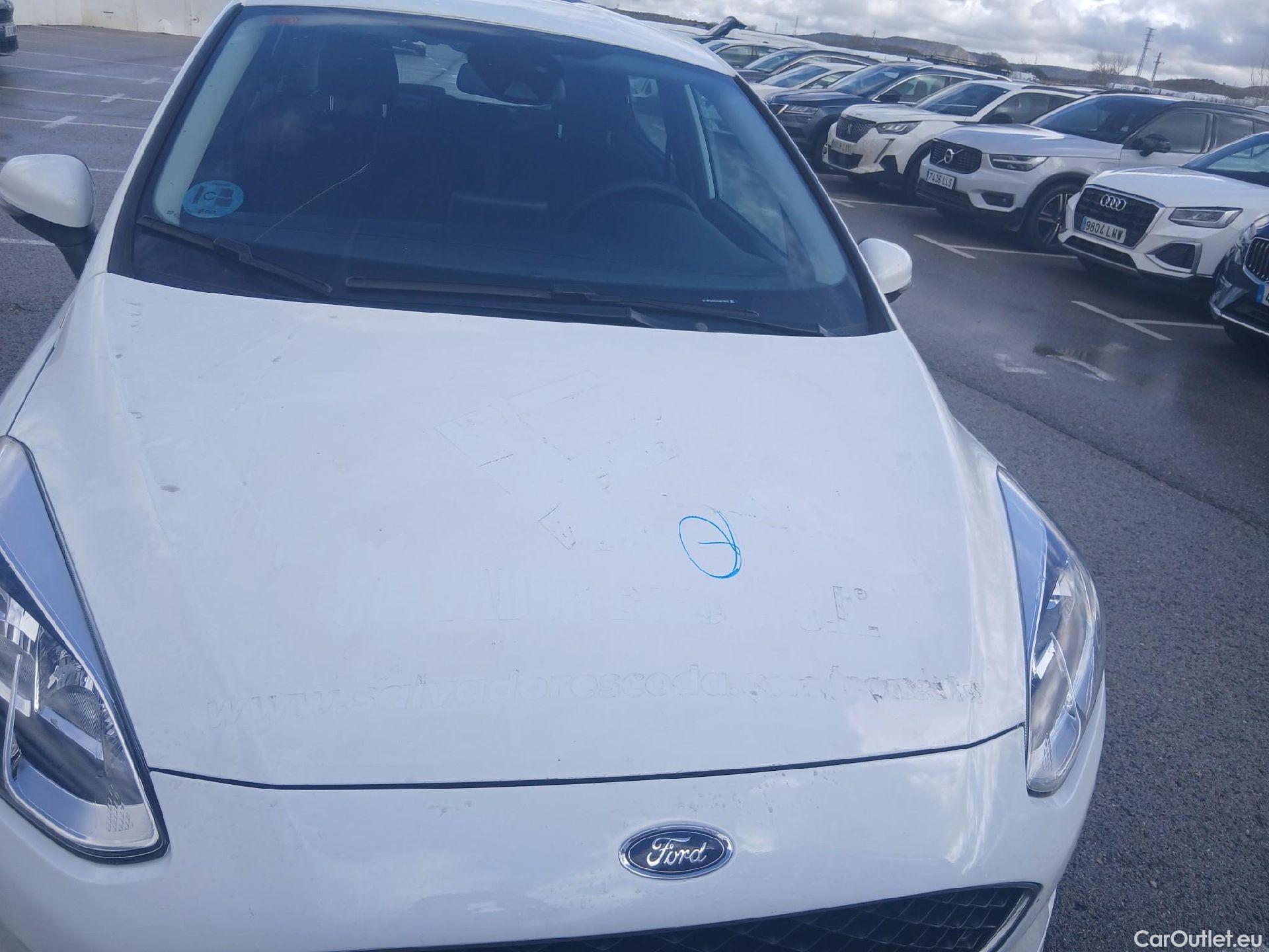  Ford  Fiesta FORD  / 2017 / 5P / berlina con portón 1.0 EcoBoost 70kW (95CV) Trend S/S 5p #16